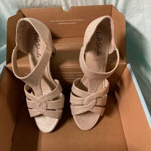 Life Stride Women's Cream Heels